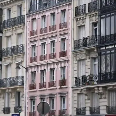 Coeur De Joli Nid Calme Clair Type Pied Notre Dame Appartamento Parigi